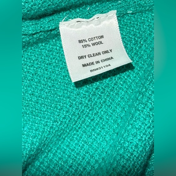 Crown and Ivy Jade Green Wool Blend Long Sleeve Sweater Top Women’s Small NWT - Picture 5 of 5